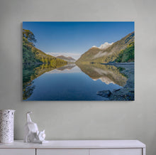 Load image into Gallery viewer, Lake Gunn Winter Morning