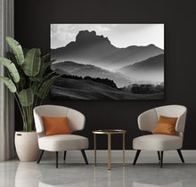Load image into Gallery viewer, Castle Rock Coromandel Black & White