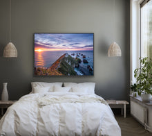Load image into Gallery viewer, Nugget Point Lighthouse Sunstar