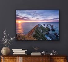 Load image into Gallery viewer, Nugget Point Lighthouse Sunstar