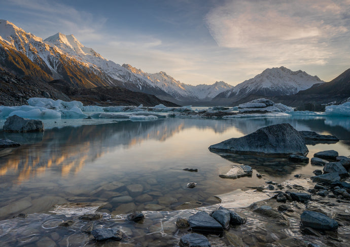aoraki golden light tasman lake