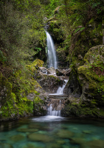 avalanche creek waterfall arthurs pass