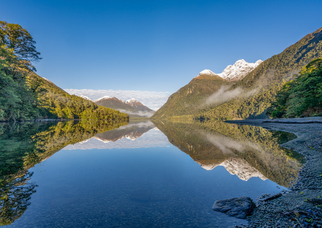 lake gunn winter morning fiordland