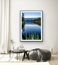 Load image into Gallery viewer, Lake Matheson Sunrise Sidelight