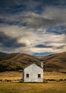 lone hut home hills maniototo central otago