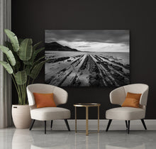 Load image into Gallery viewer, Mataikona Beach Black &amp; White Rocks