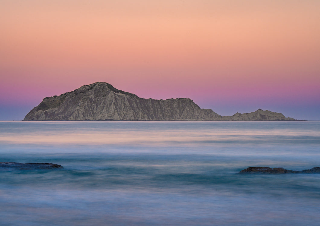 waimarama. beach dusk waves hawkes bay