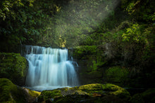Load image into Gallery viewer, McLean Falls Sunlight Kiss