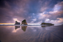 Load image into Gallery viewer, Wharariki Beach Sand Patterns
