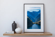 Load image into Gallery viewer, Fiordland Mountain Layers