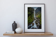 Load image into Gallery viewer, Devils Punchbowl Falls Mood