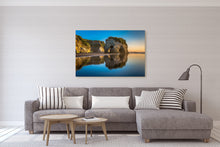 Load image into Gallery viewer, Elephant Rock Reflections Tongaporutu